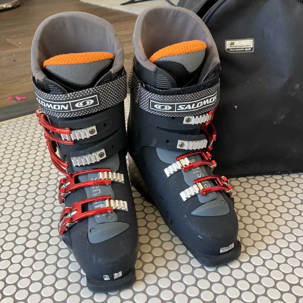 Salomon Performa 7.0 Ski Boots with Bag